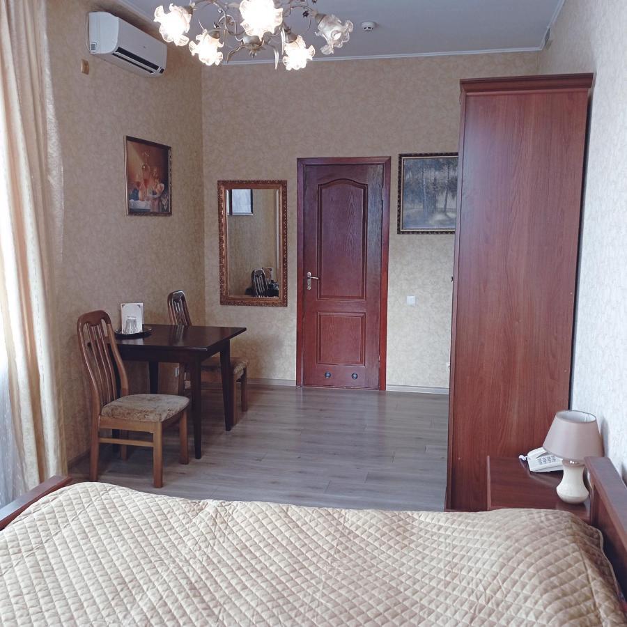 U Kota Hotel Vinnytsia Exterior photo